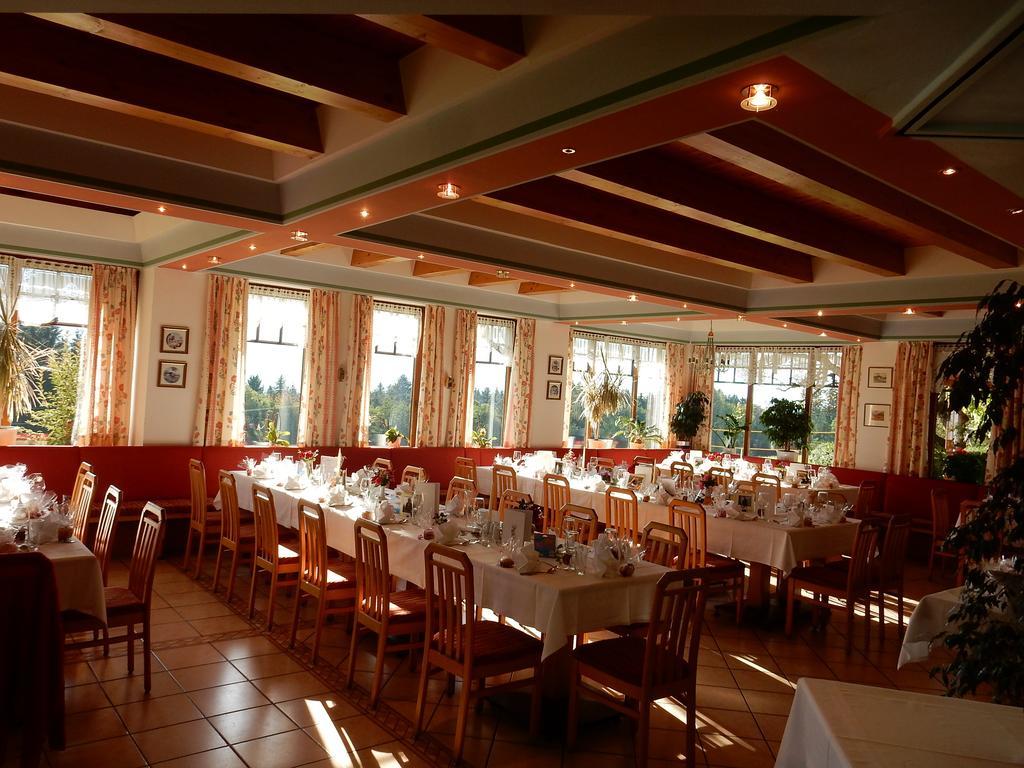 Hotel Landhof Simeter Gmbh Шпитталь-ан-дер-Драу Экстерьер фото