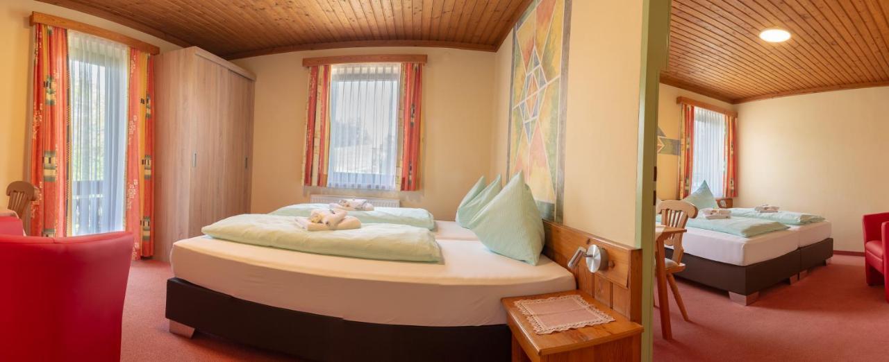 Hotel Landhof Simeter Gmbh Шпитталь-ан-дер-Драу Экстерьер фото